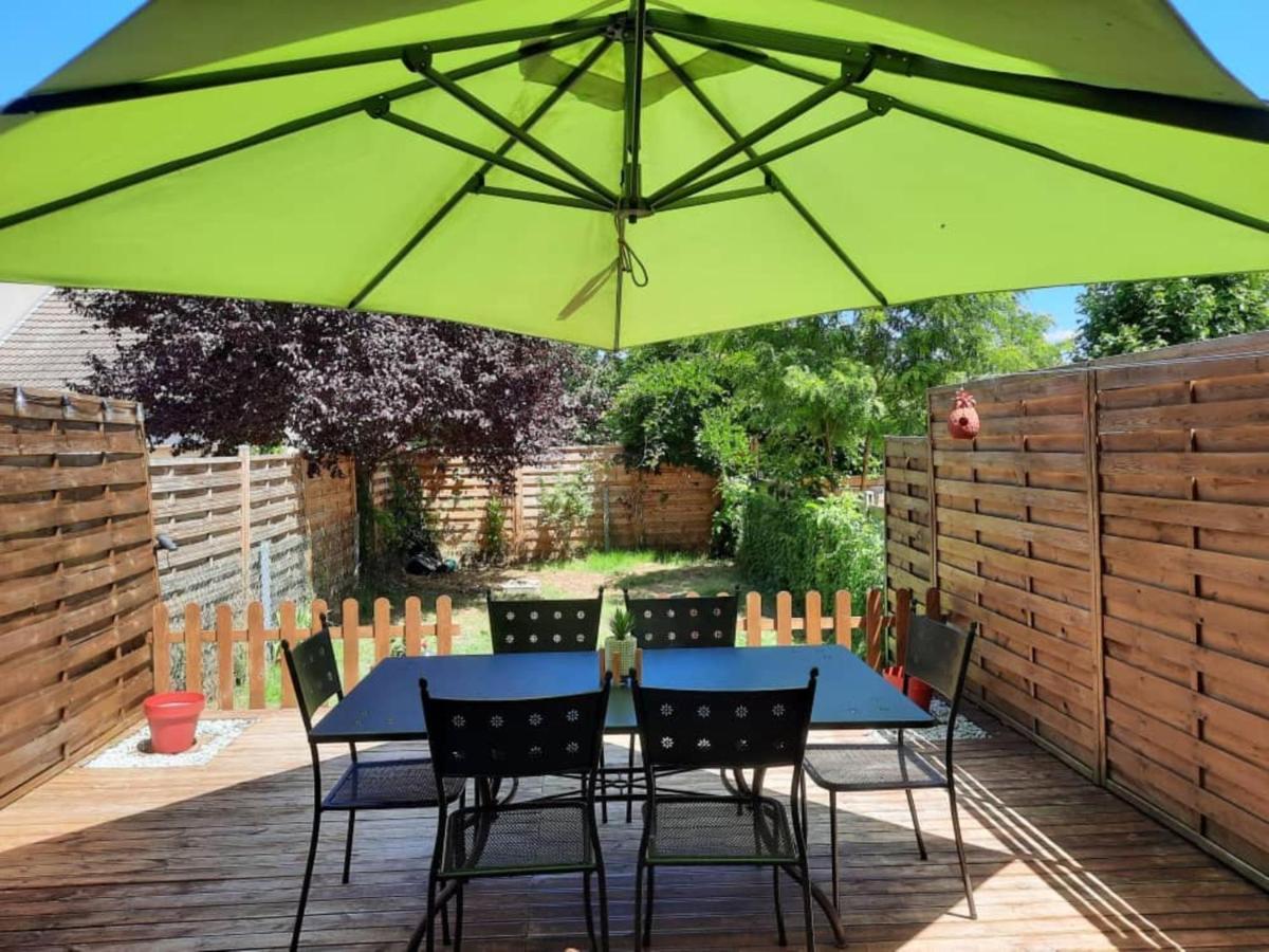 Maison Cheptainville Avec Terrasse Sur Verdure Exteriör bild